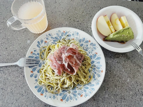 青酱生火腿意面，生火腿挺贵但味道不错